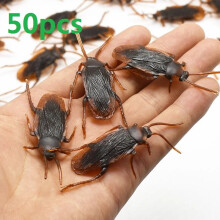 50Pcs Halloween gadget Plastic Cockroaches Joke Decoration Props Rubber Toy Gags Practical Jokes Toys Plastic Bugs Cockroach