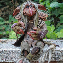 (H02) Garden Great Elf Ornament Gothic Vintage Halloween Sculpture Resin Goblin Character