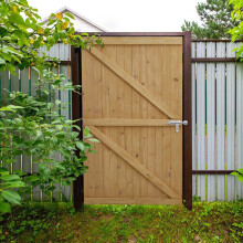 (91cm W x 152cm H) Pine Wood Garden Gate with Latch