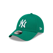 Womens New York Yankees 9Forty Strapback League Essential Green Cap