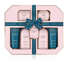 Baylis & Harding Ultimate Luxury Pamper Gift Set Jojoba/Vanilla & Almond Oil