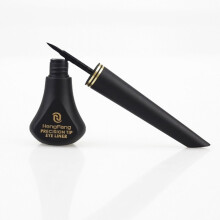 1 black quick-drying eyeliner