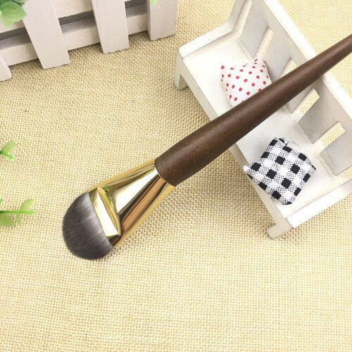 Liquid foundation BB cream makeup brush 1