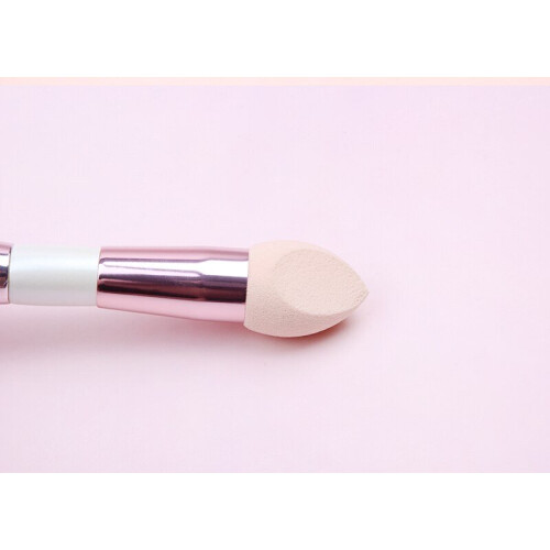 Double-ended sponge makeup brush 1