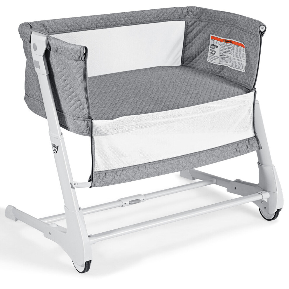 2-in-1 Baby Bedside Crib Bassinet and Sofa