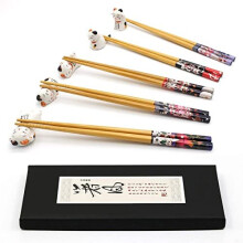 Chopsticks and Chopstick Rest Set Cute Lucky Cat Chopsticks Holder 5 Cats Classic Japanese Style Bamboo Natural Reusable Chopsticks Holder Gift Set 5