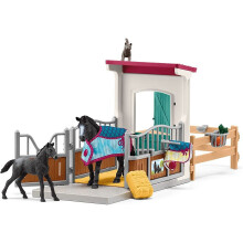 Box     chevaux Schleich avec jument et poulain