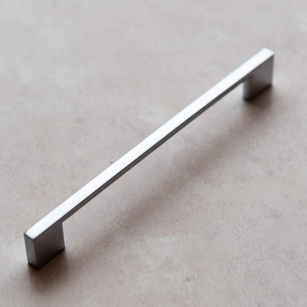 192Mm Matt Chrome Kitchen Cabinet Square D Handle 5060796700213