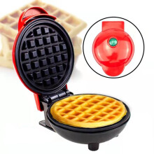 110V-220V Mini Electric Round Waffles Maker Bubble Egg Cake Oven Breakfast Love Heart Shaped Waffle Maker EU US UK Plug