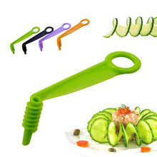 1PC Spiral Slicer Blade Hand Rotating Slicer Cutter Cucumber Potato Carrot Vegetables Spiral Knife Kitchen Accessories Tools