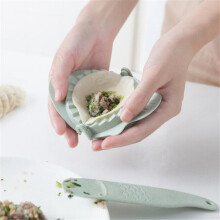 (green Dumplings mold) Kitchen Dough Dumpling Press Mold Maker Ravioli Making Mould DIY Maker Dumpling Pelmeni Mold Pasta Form 37 Holes Kitchen Tools