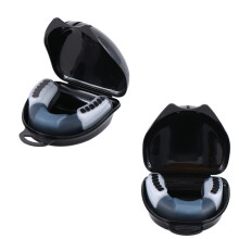 1pcs Tooth Protector Boxing Mouthguard Brace Boxing Tooth Protector Tooth Guard Sports Brace Orthodontic Appliance Trainer
