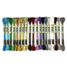 Lot de 19 écheveaux de fils à broder métalliques multicolores à paillettes - Fil
