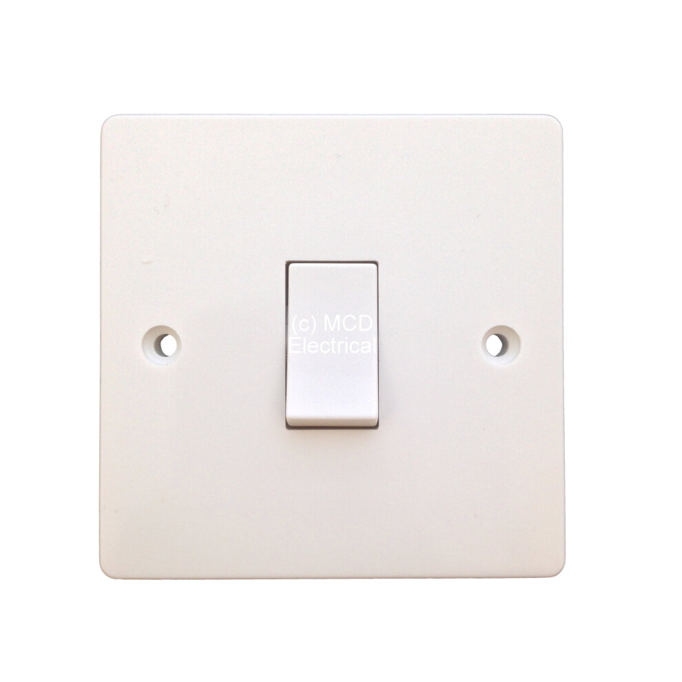 Crabtree 4070 Light Switch 1 Gang 1 Way Sp 10 Amp 5017399008215
