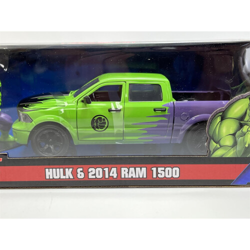 Jada Jada 99726 Marvel Avengers Hulk & 2014 Ram 1500 1:24 Scale Die-Cast - Doors & Bonnet Open, Includes Figure 2