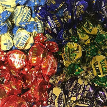 Walker's Nonsuch Assorted Toffees & Eclairs 1kg