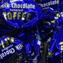 Walker's Nonsuch Milk Chocolate Covered Toffee 1kg