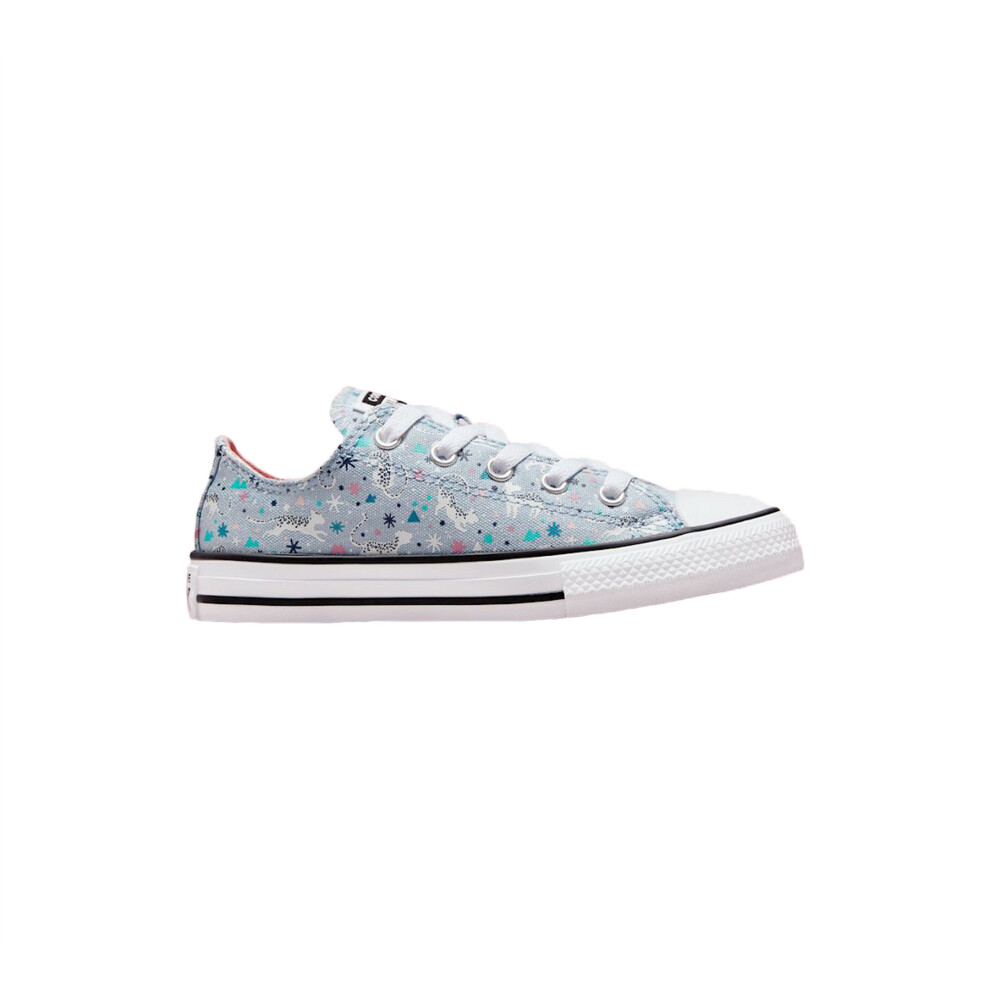 (11) Converse Snowy Chuck Taylor Junior All Star