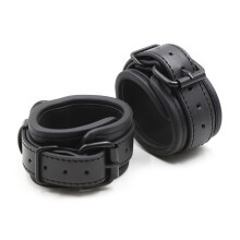 1 Pair Soft PU Leather Handcuffs Sex Restraints Adjustable Wrist Ankle Cuffs Nightclub Fun Toys Adult Women Couple Roleplay Tool