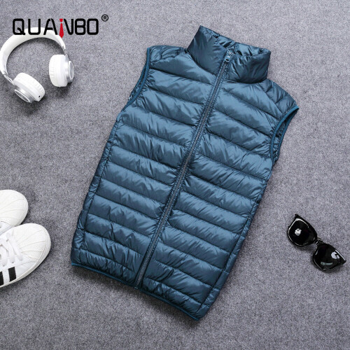 Men's Lightweight Water-Resistant Packable Puffer Vest 1