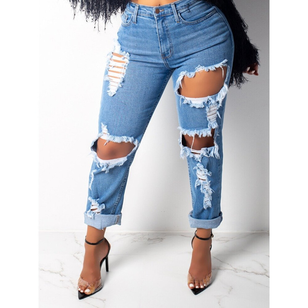 Hole best sale ripped jeans