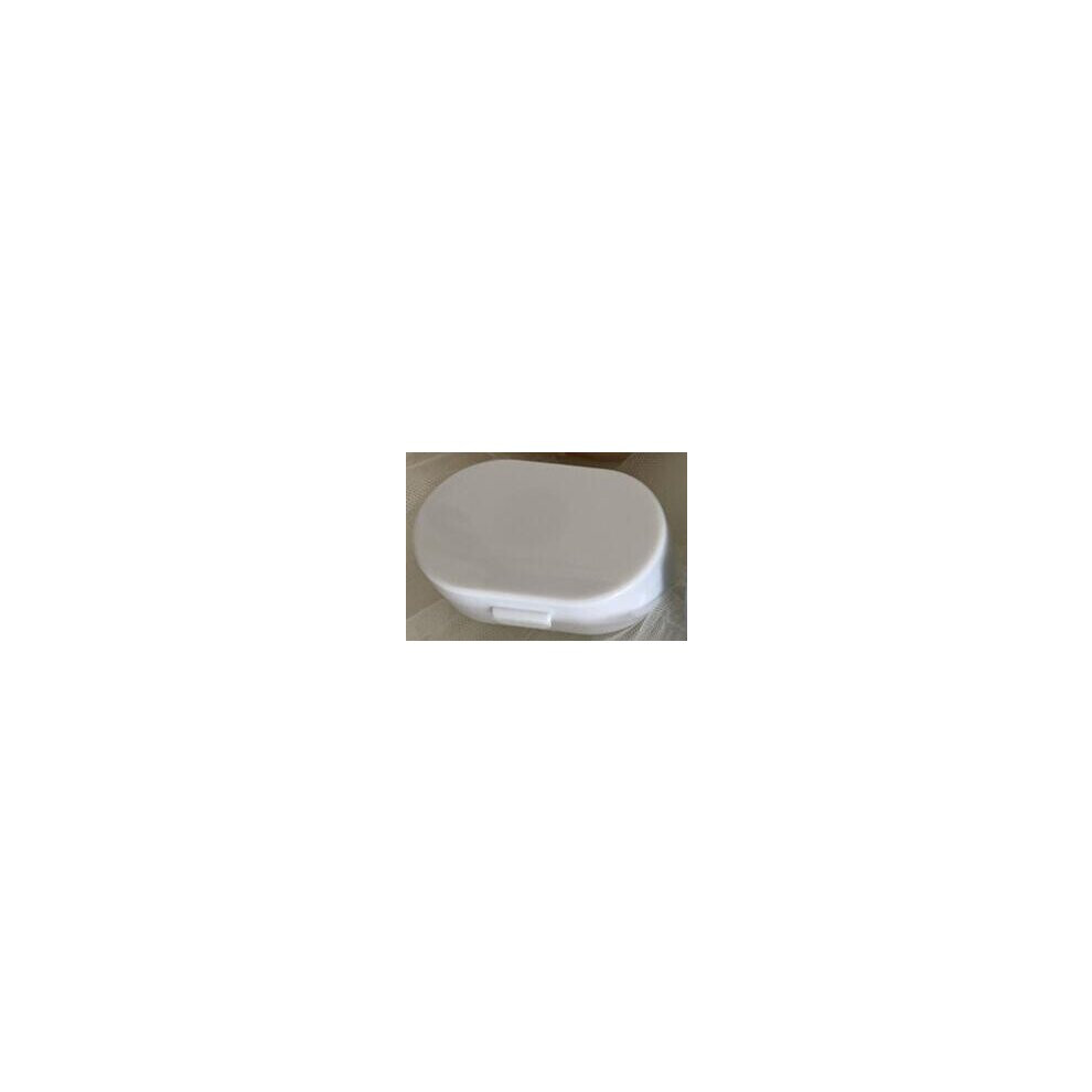 White Smooth Candy Portable Mini Lens Case For Travel Lady Holder Storage Eye Care Container With Mirror Lenses Box