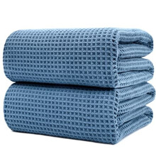 Szybkoschnący, niestrzępiący się prześcieradło kąpielowe z mikrofibry POLYTE 70 x 35 w zestawie 2 szt. (niebieski splot waflowy)