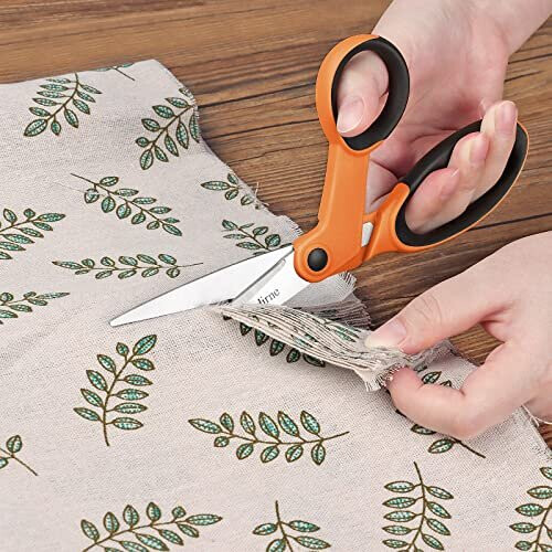 Fabric Scissors, Scissors Set with Sharp Stainless Steel Blade and Soft Handles, Including Sewing Scissors, Craft Scissors, Thread Snipers and 1