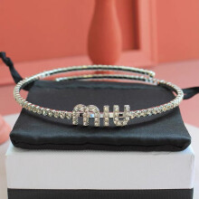 Foydjew Micro-inlaid Full Zircon Letter Necklaces For Women Temperament Collar Chocker Necklace Clavicle Chain