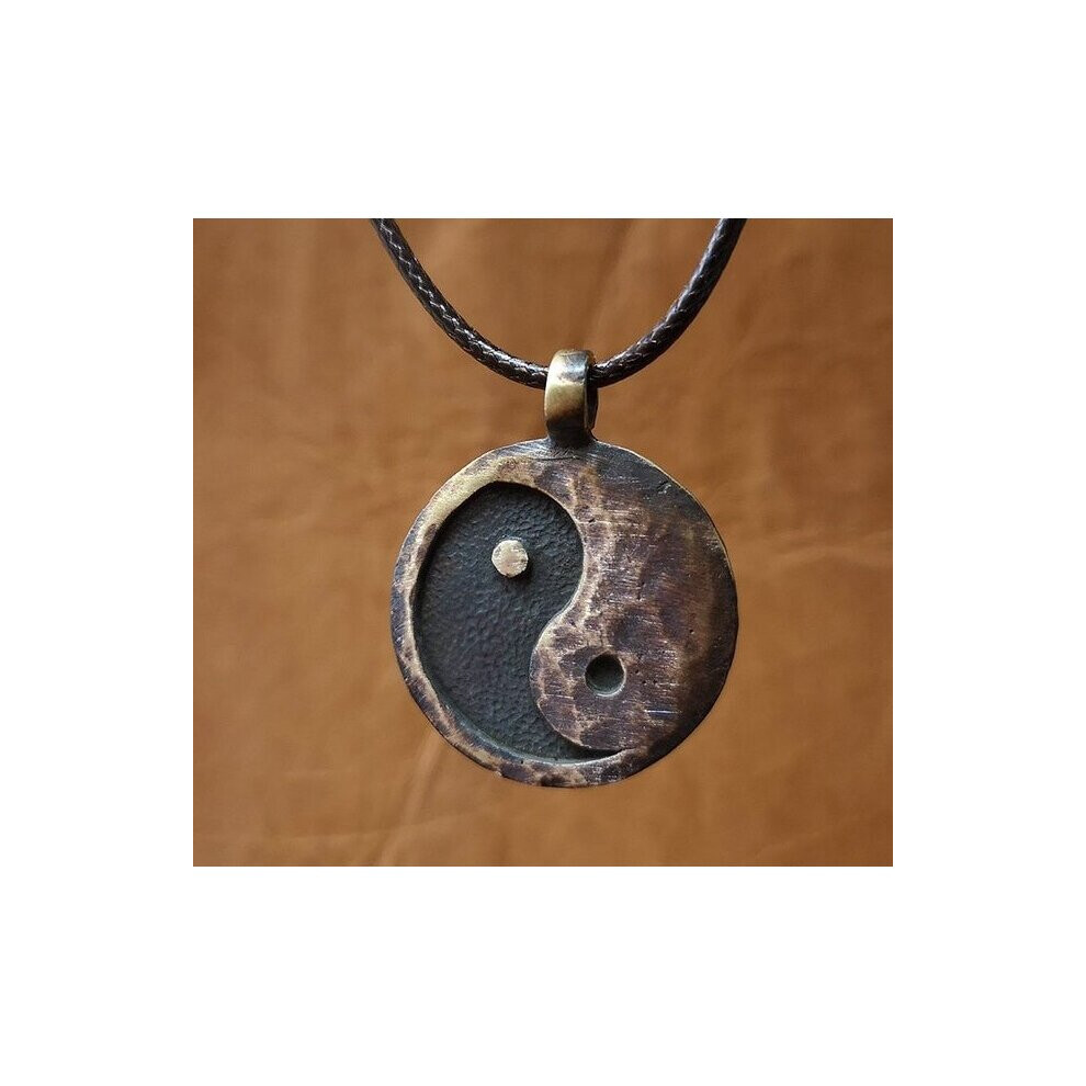 Vintage Taichi Synbol Yin Yang Necklace For Men Ancient Looking High Pendant Necklaces Jewelry Birthday Gift Multicoloured