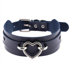 Arajuku Dark Personality Exaggerated Clavicle Chain Punk Style Bondage Collar Street Nightclub Sexy Peach Heart Couples Necklace