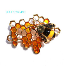 Breast Pin Honeybee Brooch for Women Rhinestone Bee Brooch Coat Garments Lady Jewelry