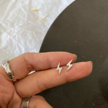 (Light Yellow Gold Color) 925 Sterling Silver Pav? Crystal Lightning Stud Earrings Women Student Girlfriend Jewelry Accessories