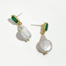Large Baroque Pearl Drop Earrings for Women Geometric Freshwater Pearl Earrings Green Crystal Drop Earrings