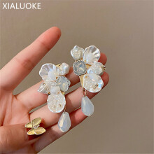 XIALUOKE Unique Crystal Acrylic Petals Drop Earrings Vintage Hyperbole Asymmetric Baroque Pearl Earrings For Women Party Jewelry