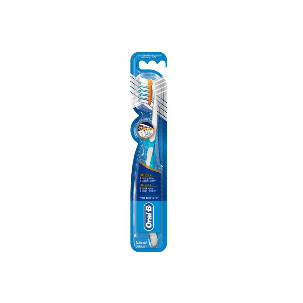 Oral-B Pro-Expert Pro-Flex Soft Toothbrush, Pack of 1's