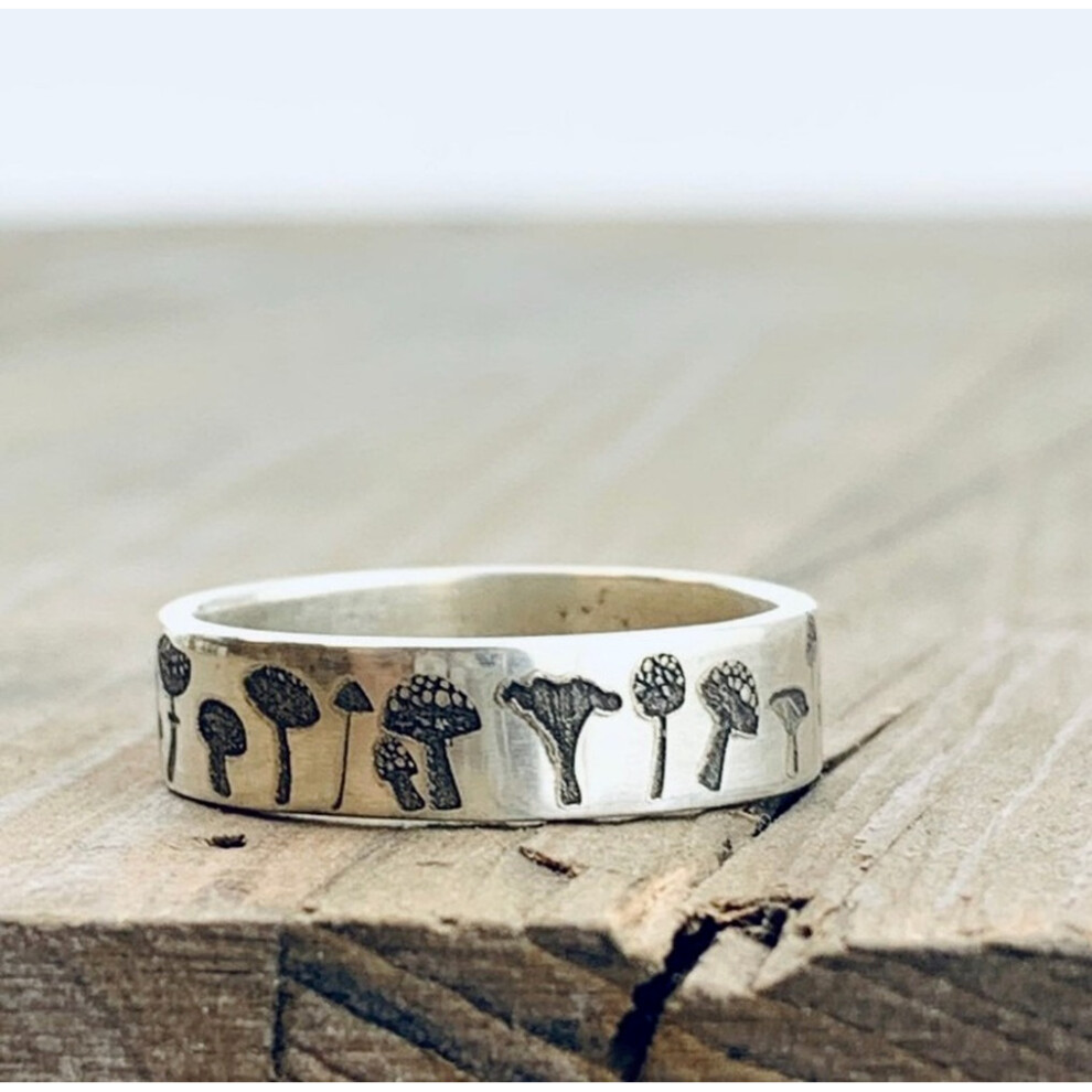 Bohemian Delicate Carved Flower Rings Vintage Mushroom Ring For Women Girls Wedding Band Christmas Birthday Gift-image-OPC-PBRJZV6-NEW