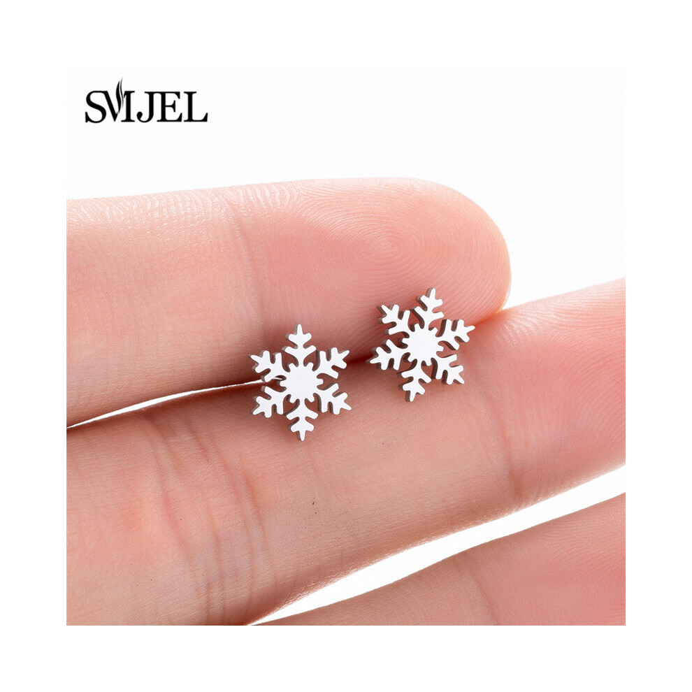 (Light Yellow Gold Color, Green) Cartoon Animal Deer Stud Earrings Small Snowflake Earing for Girls Kid Stainless Steel Christmas Jewelry Women pendientes