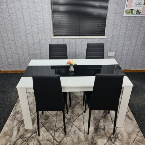 Dining Table and 4 Leather Chairs Kitchen Dining Room Set