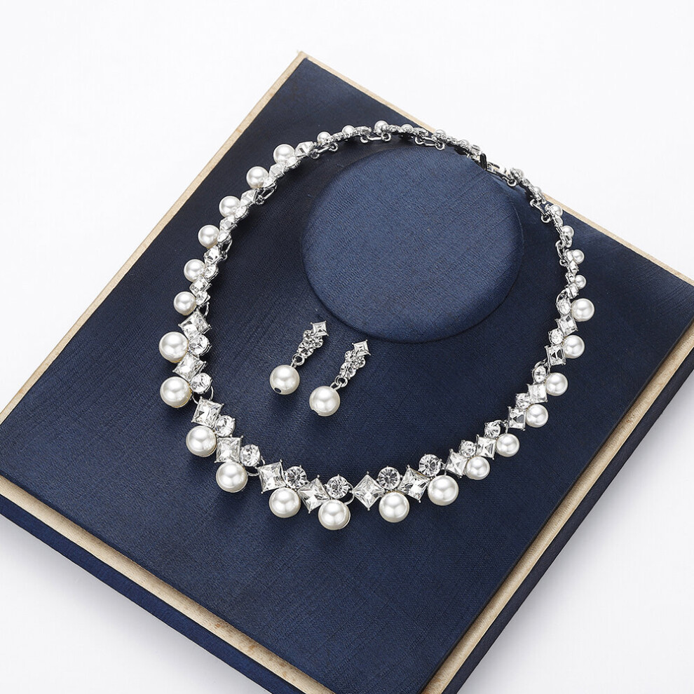CC Earring and Necklace Jewelry Sets Charm Wedding Accessories For Bridal Women Ladies Crystal Gift D069