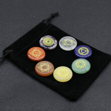 Natural Set of 7 Chakra Stones Symbols Stone Palm Natural Stone Crystal Beads Engraved Gemstones Fengshui Decor Reiki Healing
