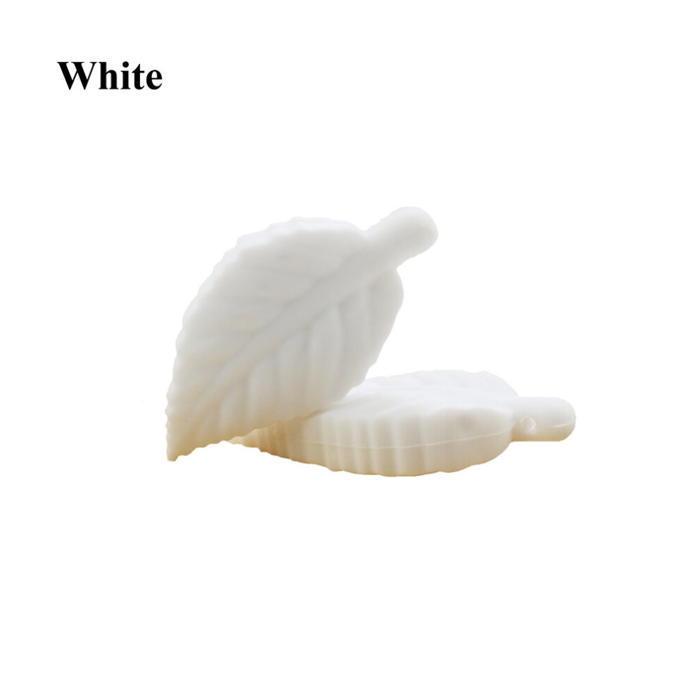 Arrival Silicone Cartoon Leaf Teether Beads For Baby Chew-Leaves Teether Fexible Silicone Pendant Teether Bpa White