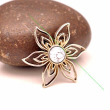 10Pcs 35*30mm Silver Big Flower Green Bead Handcraft Leathercraft Belt Accessories Hardware Clothes Concho Button Screwback