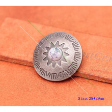 10pcs 29mm Vintage Sun Flower Carved Leathercraft Belt Western Saddle Beige Bead Concho DIY Jewellery Accessories Screwback