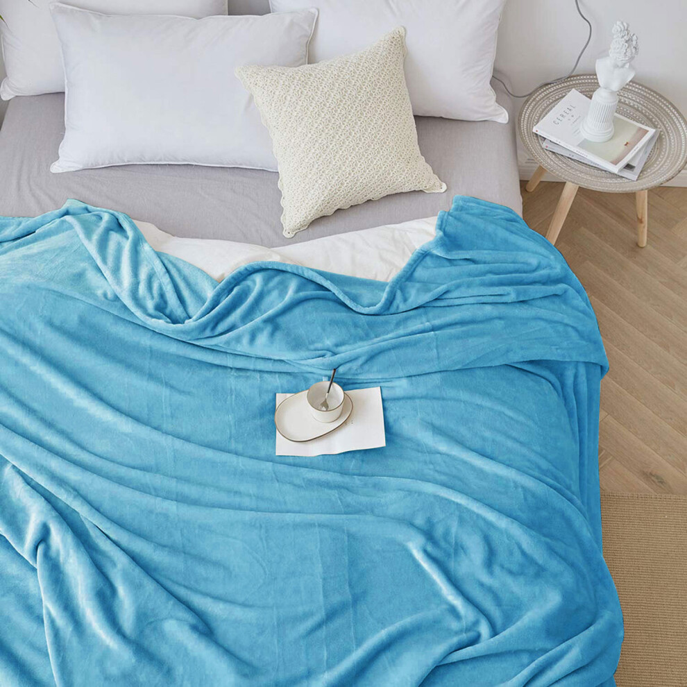 (Light Blue, Single: 130 cm x 150 cm.) Solid 310 GSM Fleece Blanket Warm Thick Soft Fluffy Bed Mink Sofa Throw