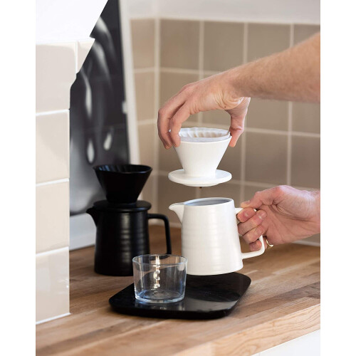 500ml pour over coffee set, ceramic V60 dripper and decanter (white) 2