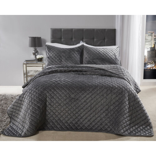 Regent Bedspread Ochra