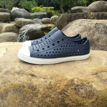 Summer Couple Soft-soled Non-slip Low Band Shoes Hollow Breathable Casual Beach Slip-on Hole Shoes Lightweight Flats Loafers