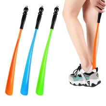 1pcs Plastic Extra Long Shoehorn Lazy Shoe Helper Long Handle Shoes Lifter Pull Shoehorn Slip Handle Long Shoehorn Random