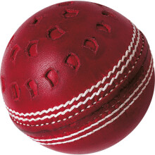 GM Chevron Swing Cricket Ball - Gunn & Moore 2022/23 Range